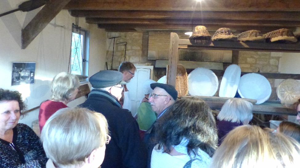 Beaucoup de monde dans la boulangerie